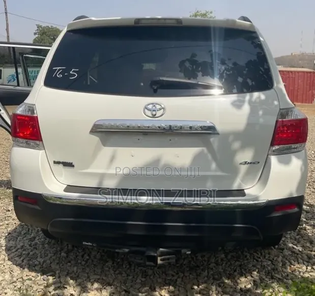 2013 Toyota Highlander White - Foreign Used - 1