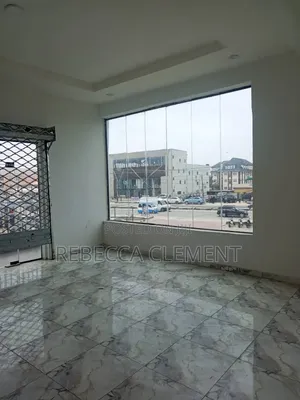 Sabo Ginin Shago Mai Girman 40sqm don Hayarwa, Sangotedo