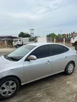 Hyundai Elantra 2009 White - 4