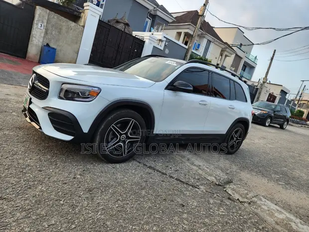 2022 Mercedes-Benz GLB-Class Platinum Edition - 1