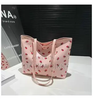 Classique Totes Jaka Mai Zananun Strawberries