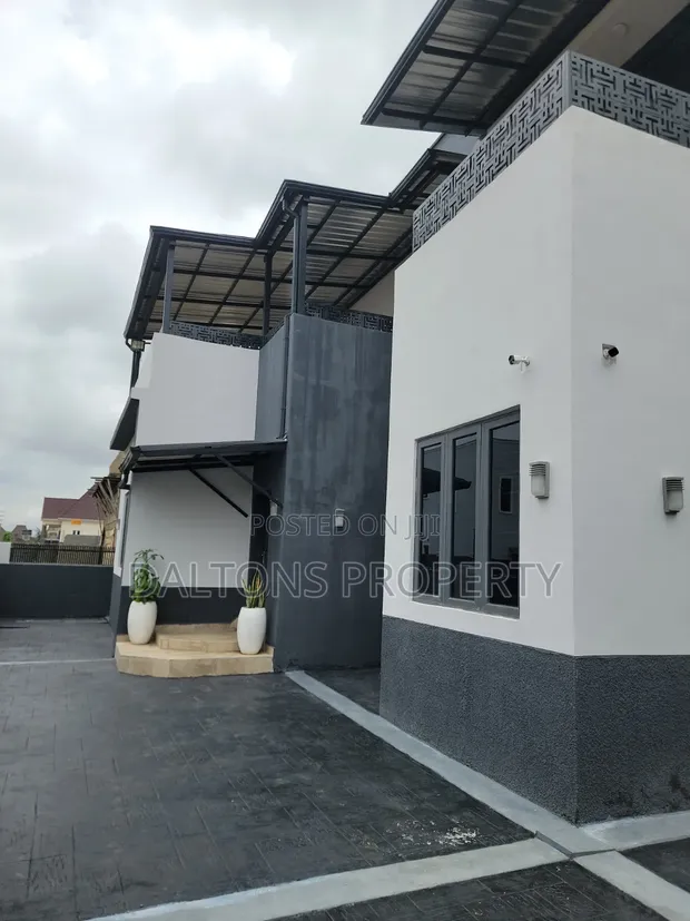 4 Bedroom Duplex for Sale in Vine Hill Estate, Sabon Lugbe - 1