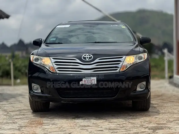 Toyota Venza XLE 2012 Black - 1