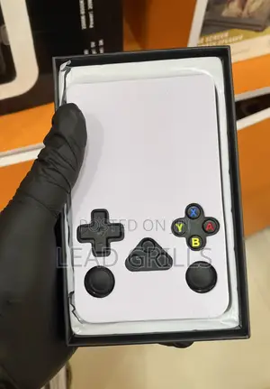 R36S Handheld Retro Game Console
