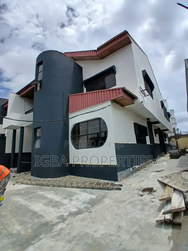 5-Bedroom Duplex for Rent in Ogudu GRA - 1