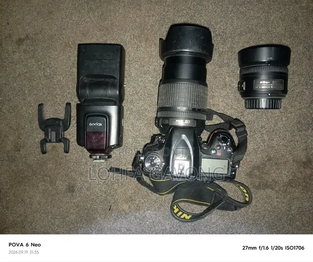 Nikon D7100 DSLR Camera tare da 18-105mm da 35mm Lenses, Speedlight - 1