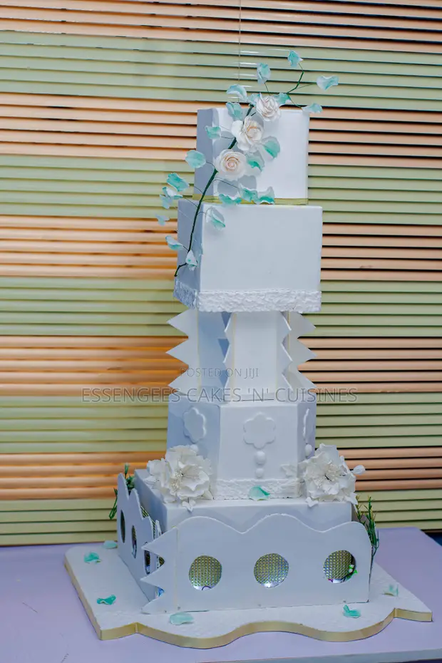 Wedding & Celebration Cakes in Abeokuta - 1