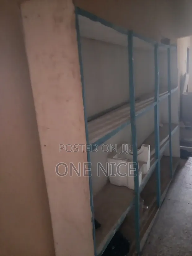 Used White Table for Chemist Store - 1