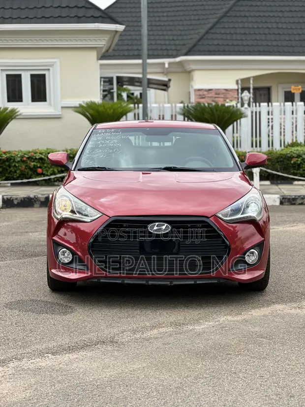 2016 Hyundai Veloster Base Red - 1
