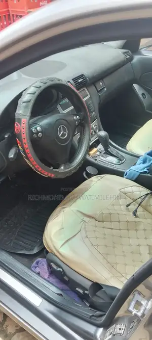 Mercedes-Benz C230 2006 Gray