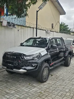 New Toyota Hilux GR Sport 2025 Black