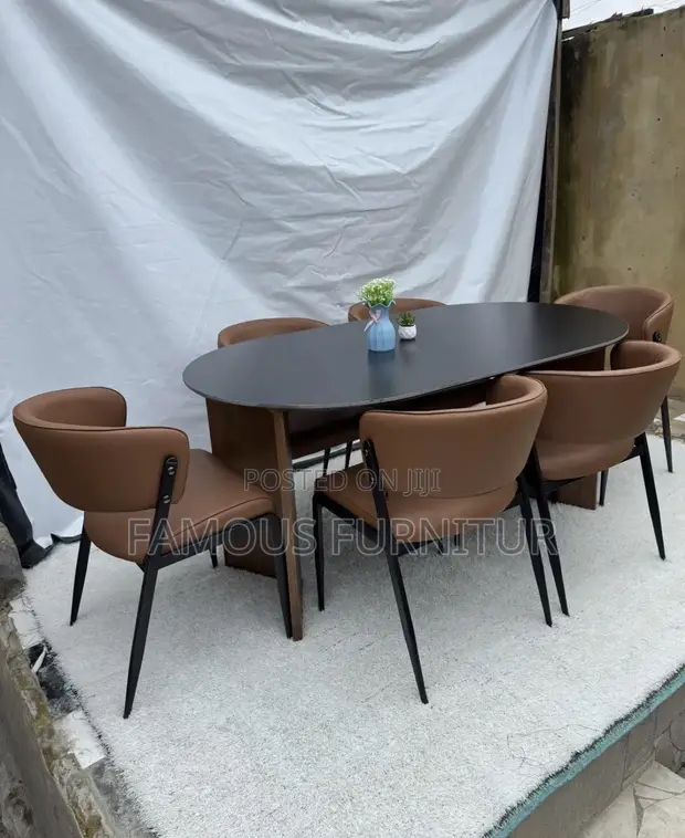 Modern Curved Accent Chairs for Dining Restaurant Office - 1