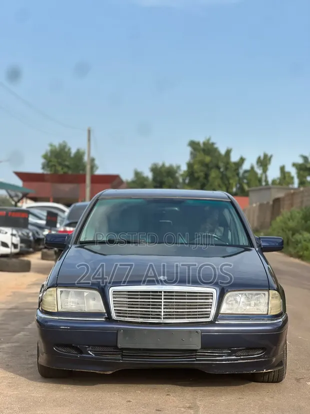 Mercedes-Benz C230 2003 Blue - 1