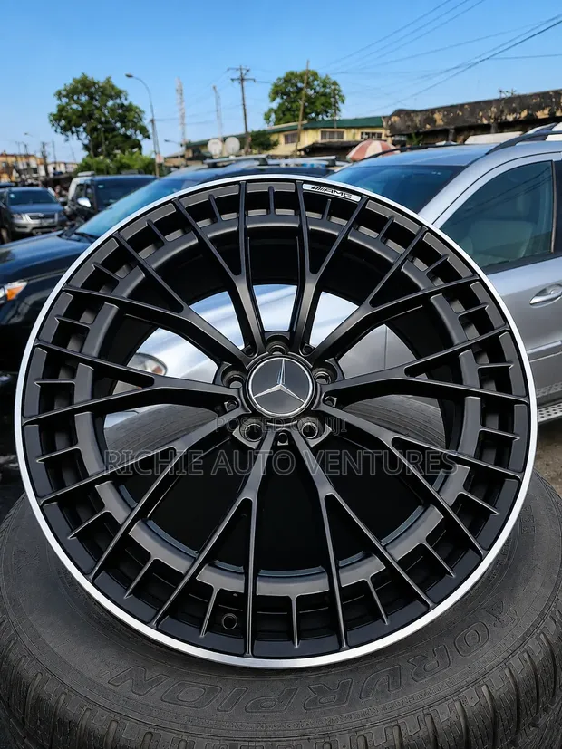 Quality 20-Inch Mercedes Rim - 1