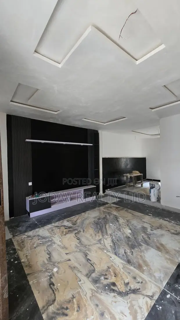 3 Bedroom Block of Flats for Rent in Rumuahalu, PH - 1