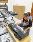 Yamaha PSR-SX720 Arranger Workstation Keyboard - 1