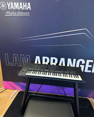 Yamaha PSR-SX720 Arranger Workstation Keyboard