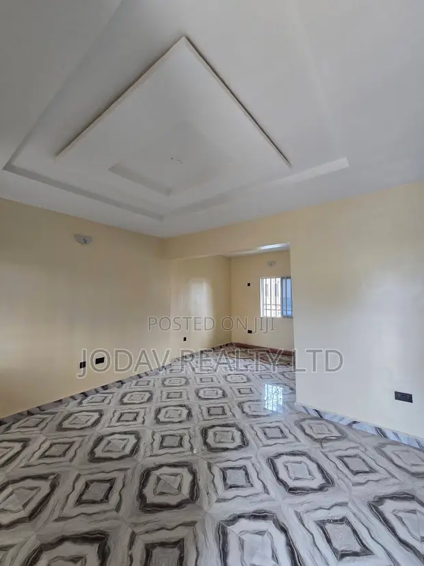2-Bedroom Block of Flats for Rent, Sars Road, Obio-Akpor - 1