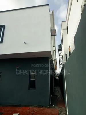 3-Bedroom Duplex in Secured GRA Phase 1 for Rent