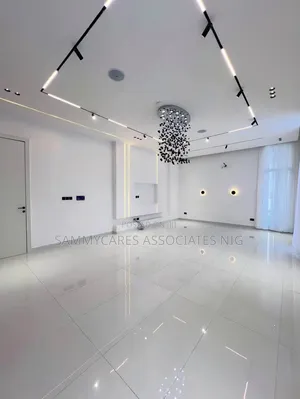 Furnished 6-Bedroom Luxury Duplex with Pool in Osapa London