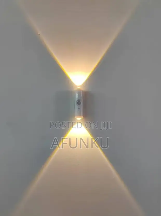 Magnetic Wall Light - Wireless Rechargeable LED - 1