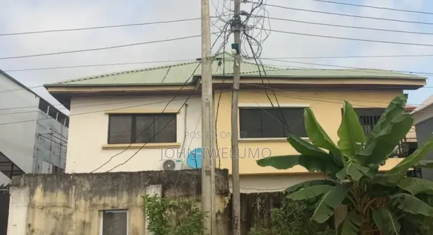 Gidan 4 dake a Thomas Estate, Ajah don siyarwa - 1