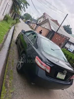 2008 Toyota Camry SE V6 Sedan