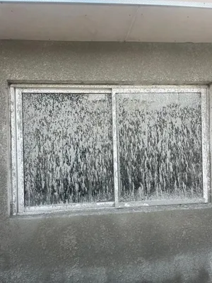 Professional Window Glass Cleaning Services