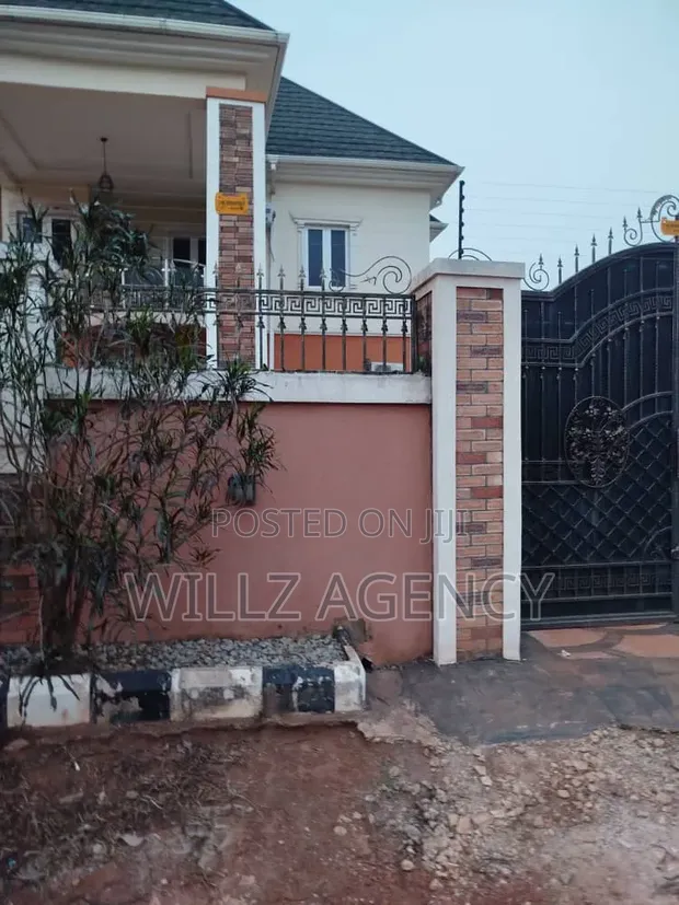 Furnished 6-Bedroom Duplex in Goshen, Enugu for Sale - 1