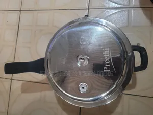 Preethi 5 Litre Stainless Steel Outer Lid Pressure Cooker