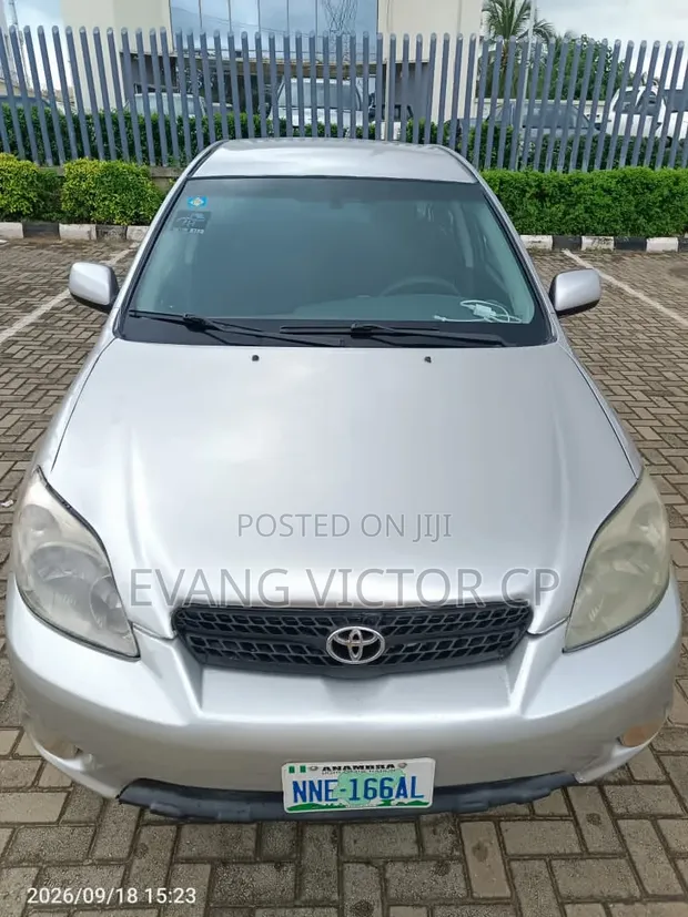 Toyota Matrix Hatchback AWD ta 2005 - 1