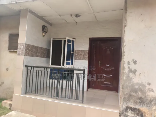 20-Bedroom Block of Flats in Egan, Igando - 1