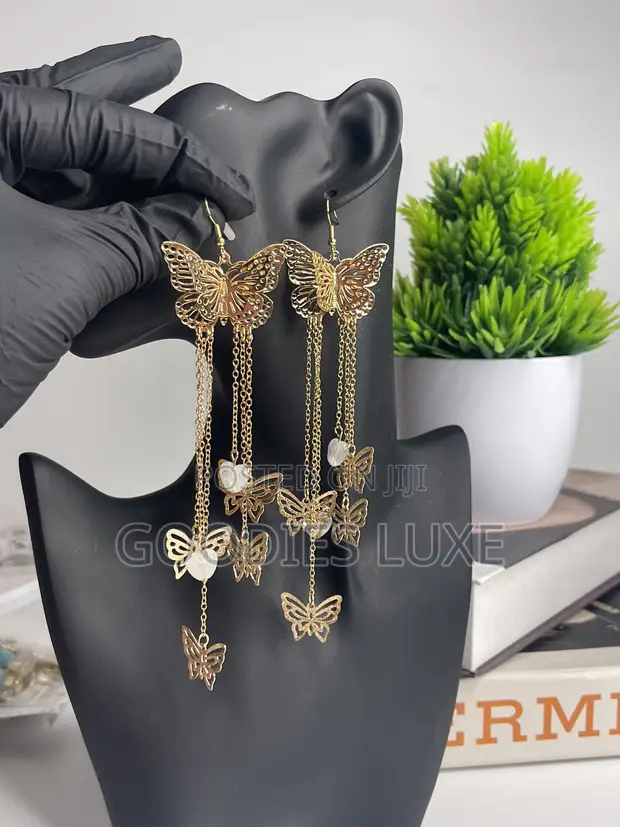Fashionable Butterfly & Heart Tassel Earrings - 1