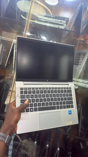 HP EliteBook 830 G8 Laptop - Core i5, 8GB RAM, 256GB SSD