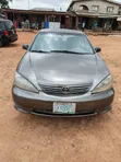 Toyota Camry 2006 Gray - 2