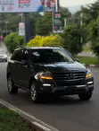 2014 Mercedes-Benz ML350 4MATIC SUV Blue - 5