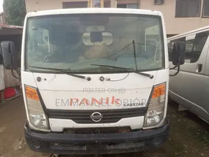 2004 Nissan Cabstar Pickup Truck - White