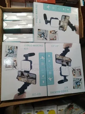 Video Making Kit with Speaker Phone Stand