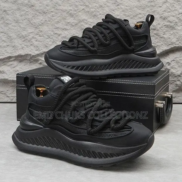 Quality Fashion Sneakers - Brand New - 1