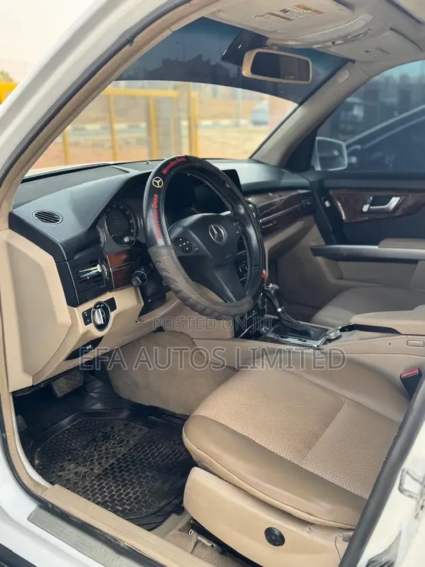 Mercedes-Benz GLK-Class 350 4MATIC 2012 White - 1