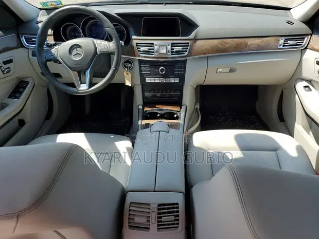 2016 Mercedes-Benz E350 Base 4Matic Sedan AWD - 1