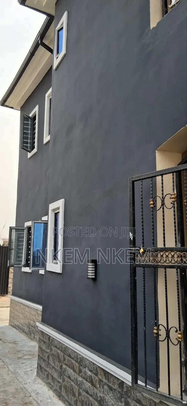 2 Bedroom Block of Flats for Rent in Awka - 1