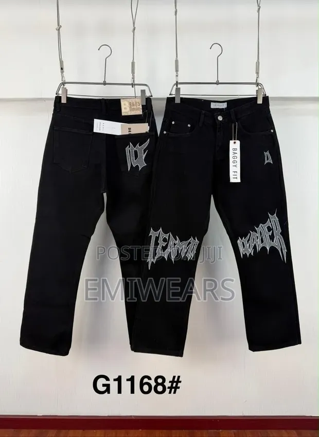 Graphic Black Baggy Jeans - 1