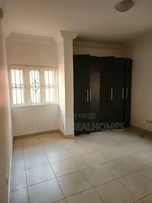 Gidan Waje Mai Dakuna 3 Don Hayarwa a Lekki Phase 1