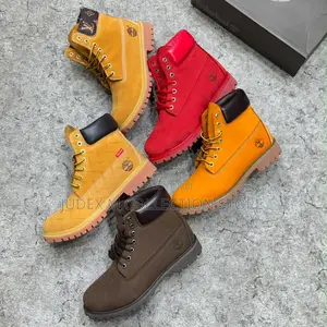 Manyan Timberland-Style Takalma & Sneakers