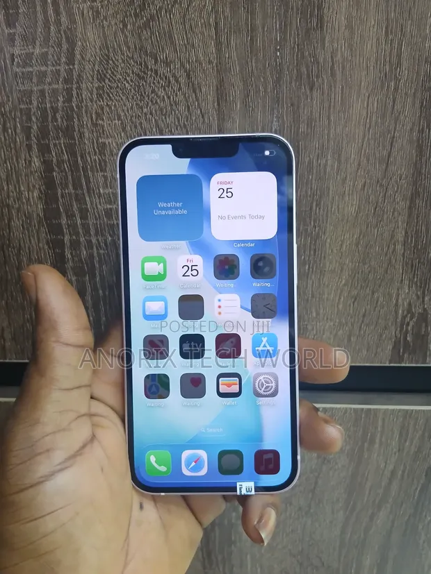 Apple iPhone 13 128GB Pink - 1