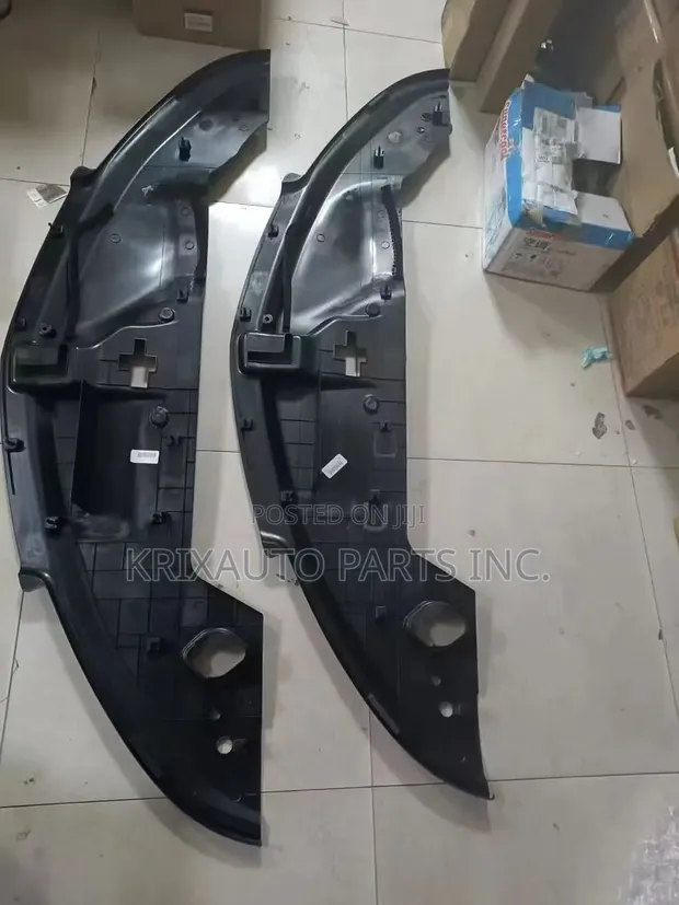 Acura MDX 2018 Radiator Plastic - 1