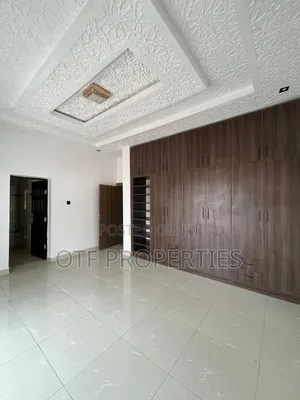 3-Bedroom Sabon Gina Duplex Don Siyarwa a Kubwa