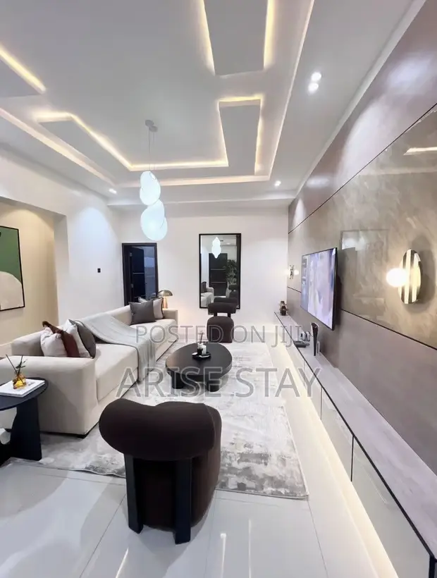 2-Bedroom Shortlet with PS5 & Smart Lock | Ogba GRA, Ikeja - 1