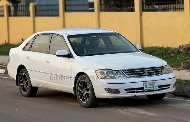 Toyota Avalon 2003 Fari - 1